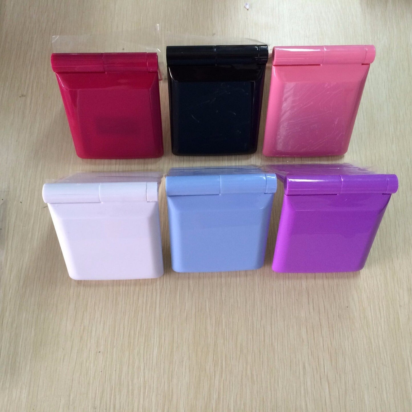 Makeup Cosmetic Folding Portable Compact Pocket Mirror with 8 LED Lights Lamps