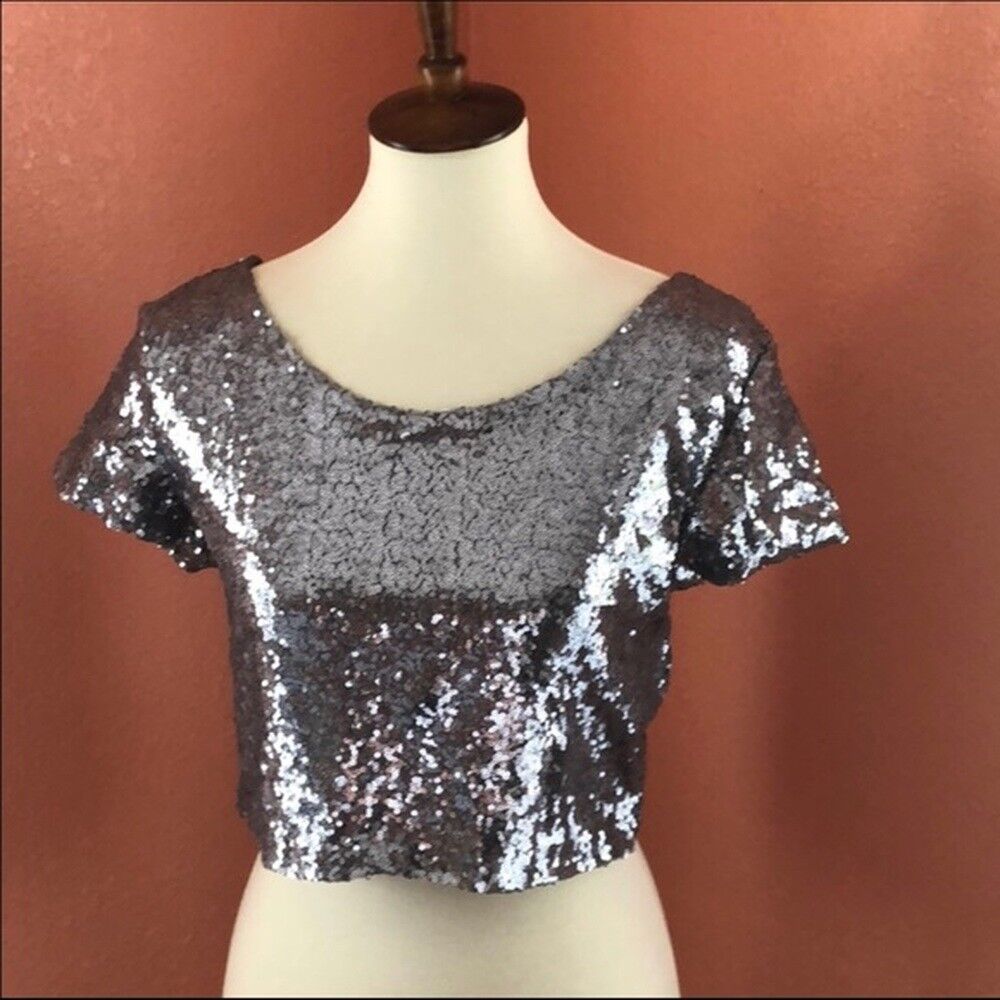 Haoduoyi Sequin Crop Top NWT