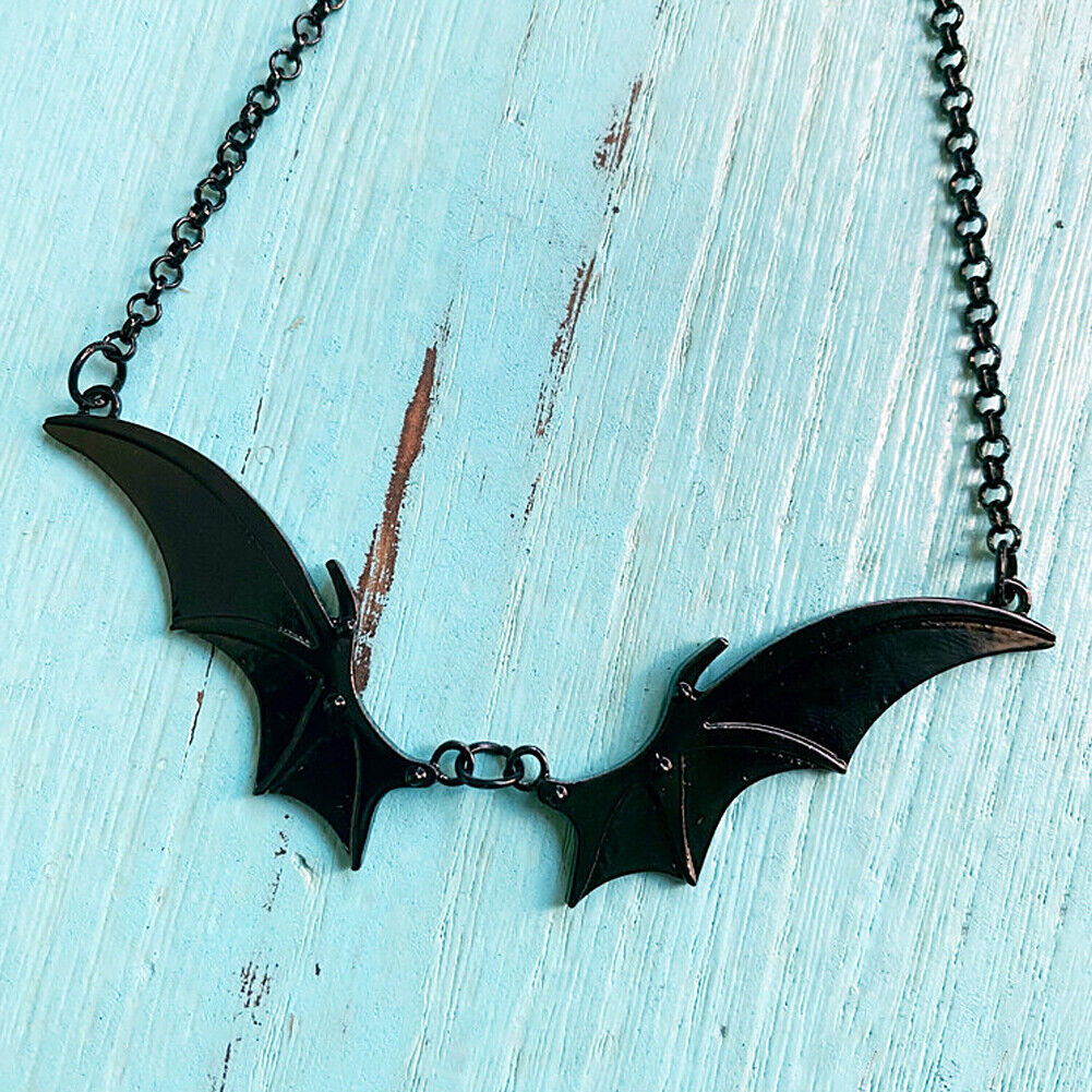 US 2-4 Pcs Black Silver Gothic Bat Wing Pendant Necklace Halloween Holiday Gift