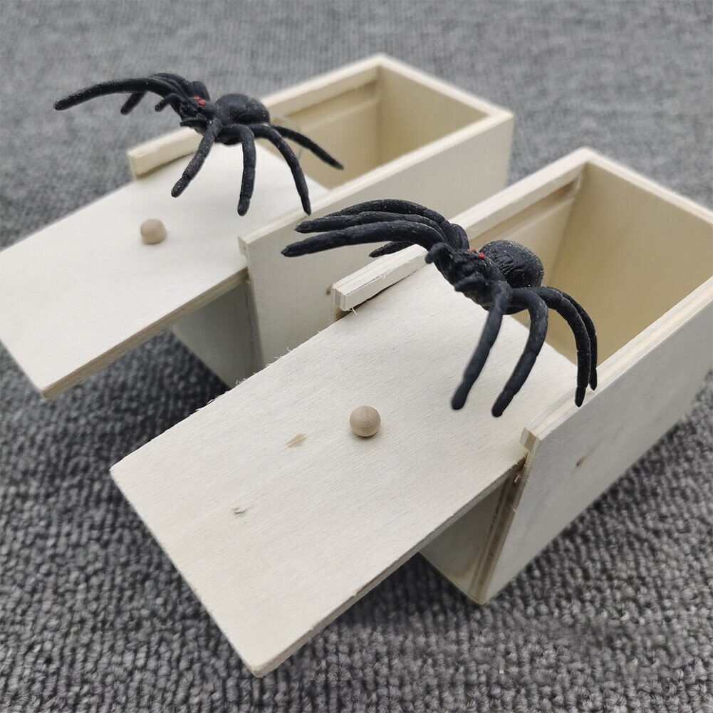 US 1-2 Pc Spider Scare Prank Box Handcrafted Novelty Present Wooden Surprise Box