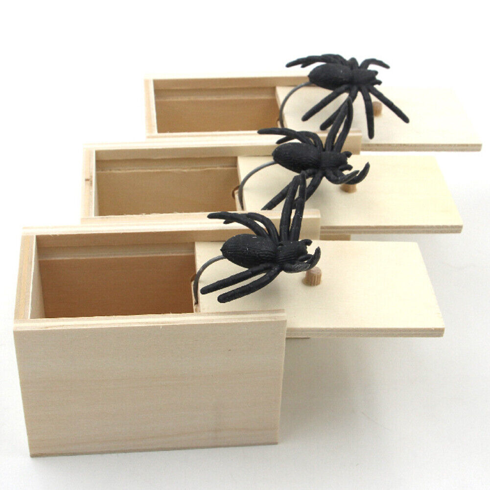 US 1-2 Pc Spider Scare Prank Box Handcrafted Novelty Present Wooden Surprise Box