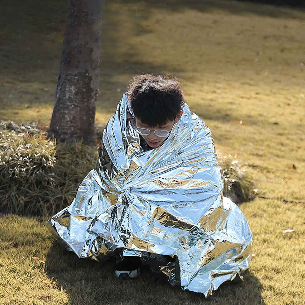 US 15-30 PACK Emergency Solar Blanket Survival Safety Insulating Mylar Thermal