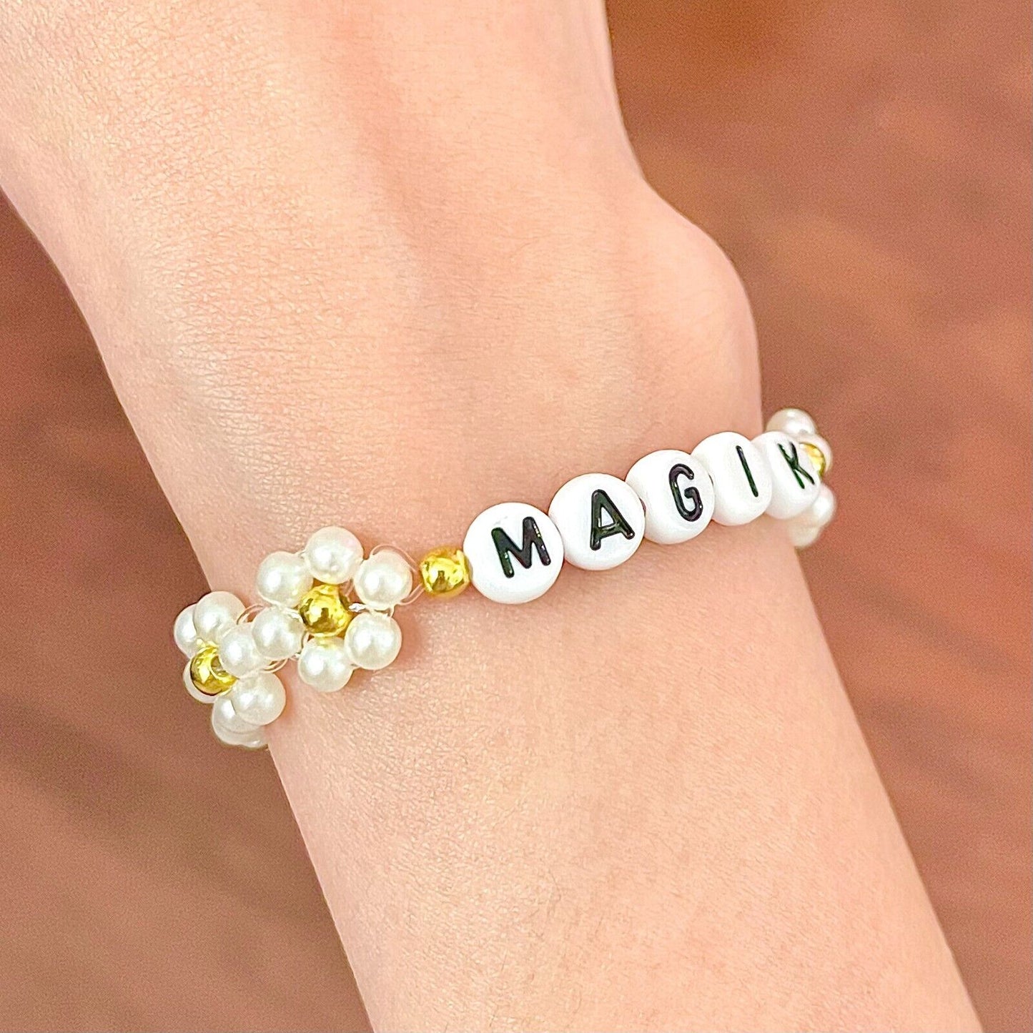 US Custom Name Seed Bead Bracelet Daisy Imitation Pearl Mama Bracelet Women Girl