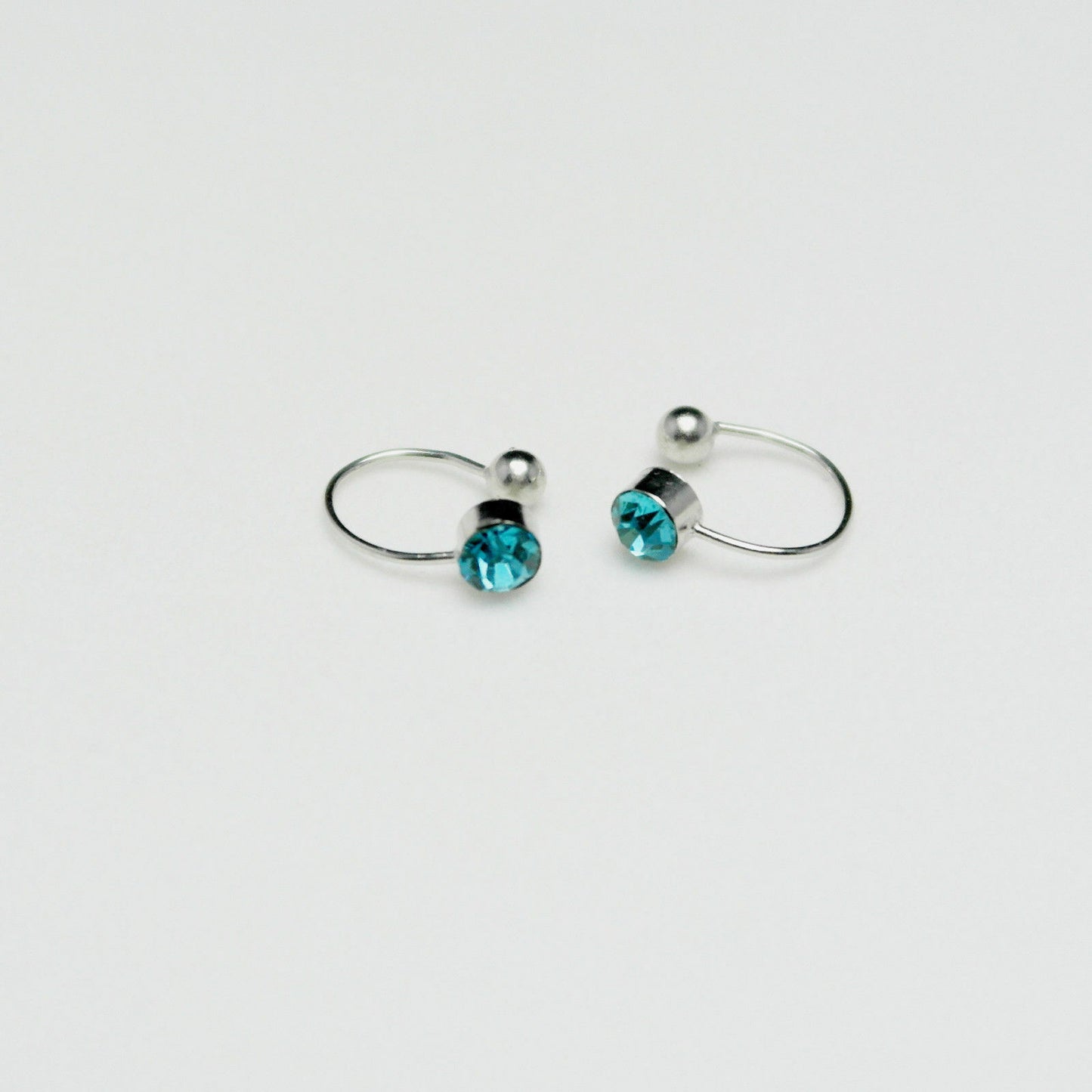 US 2Pcs Crystal Ear Cuff U Shape Wrap Earrings Non Piercing Rhinestone Clip-on