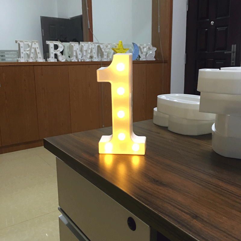 Light Up Letter LED Alphabet PlasticParty Sign Wedding Festival Stand Decoration