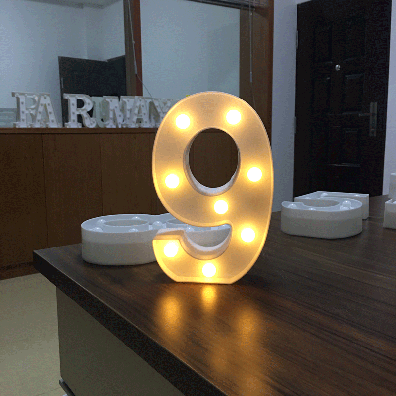 Light Up Letter LED Alphabet PlasticParty Sign Wedding Festival Stand Decoration