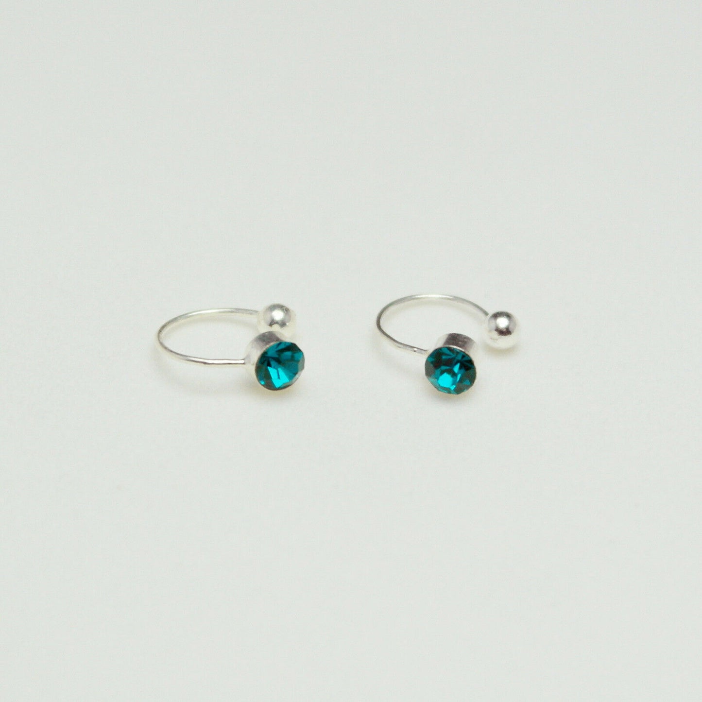 US 2Pcs Crystal Ear Cuff U Shape Wrap Earrings Non Piercing Rhinestone Clip-on