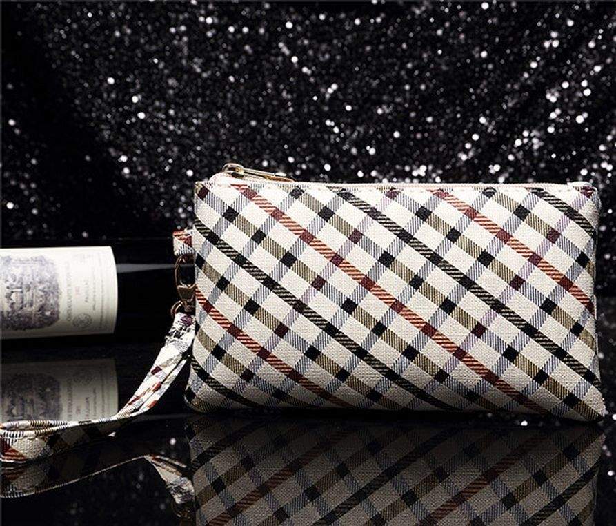 Envelope Style Fashion Unique Check Pattern Clutch Wrist Bag with Wrist Band