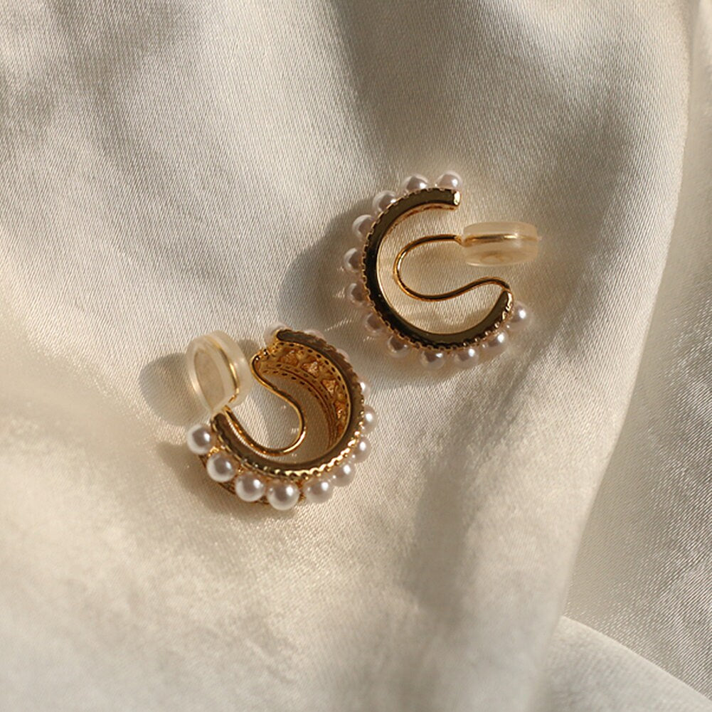 US Non-Piercing Cilp-on Earrings Luxury Pearl Anti Tarnish Ring Design Pattern w/ Pad